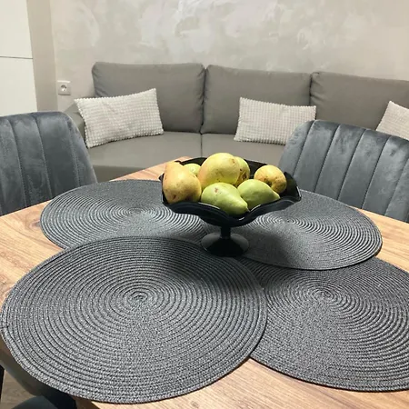 в къщи * וליקו טורנובו