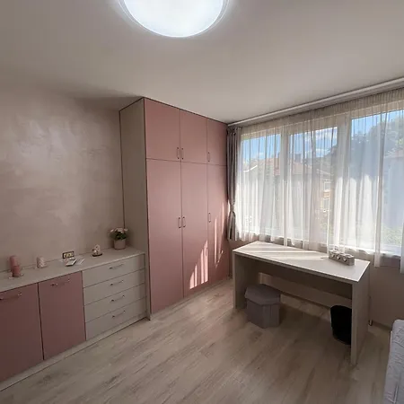 דירה в къщи