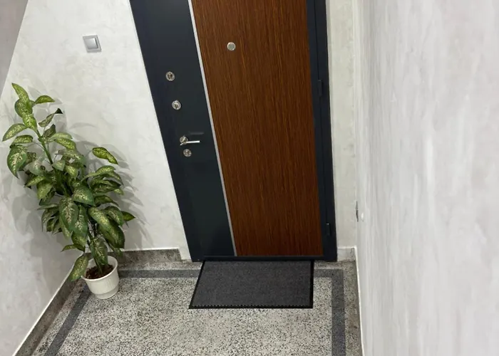 в къщи * فيليكو ترنوفو